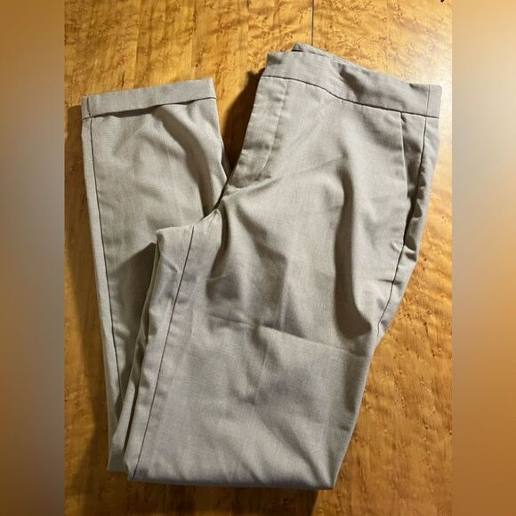 Zara Pants - Tan Zara basic, cuffed dress slacks, pockets, excellent condition, size 6